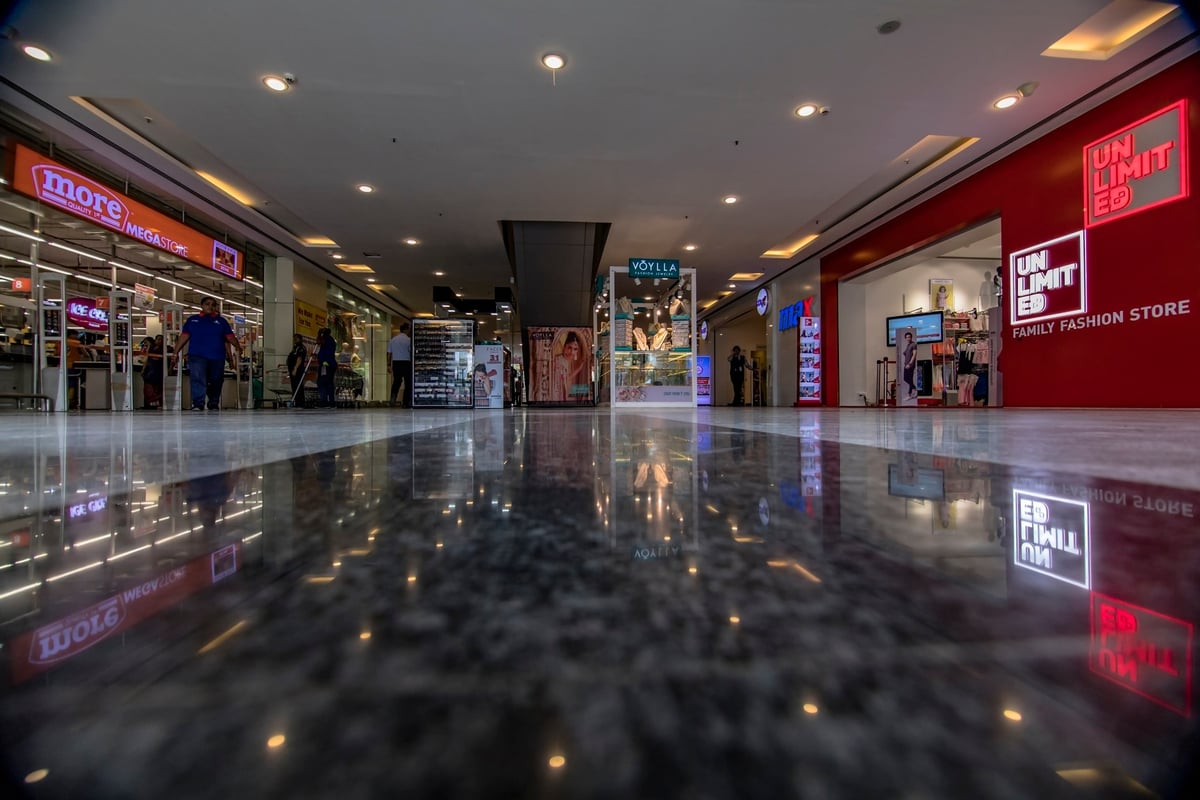 Sapphire Central Mall - Gallery Photo 2