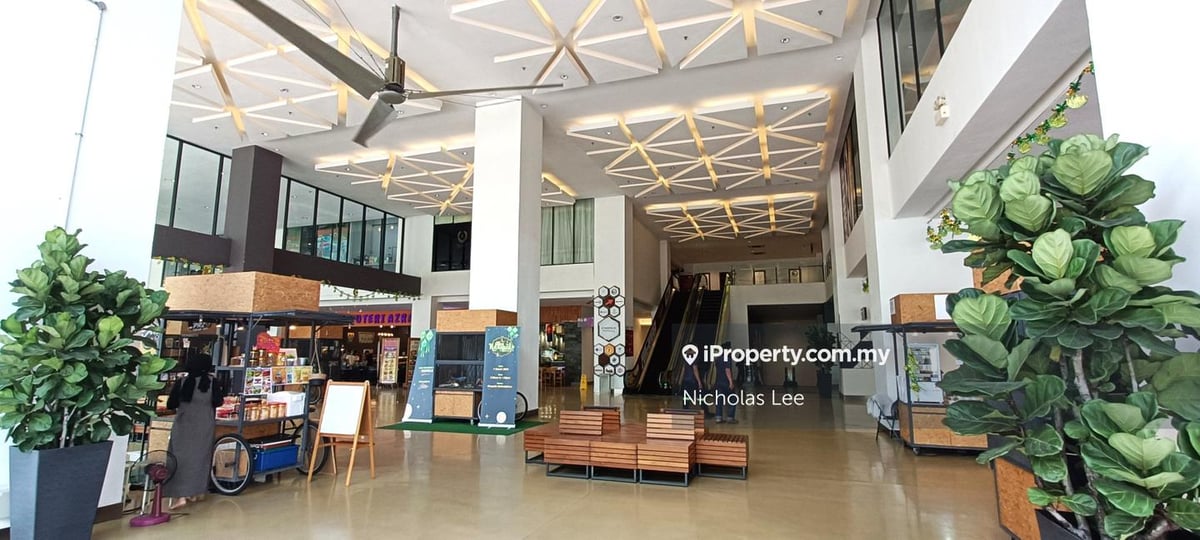 Utropolis Marketplace - Gallery Photo 2