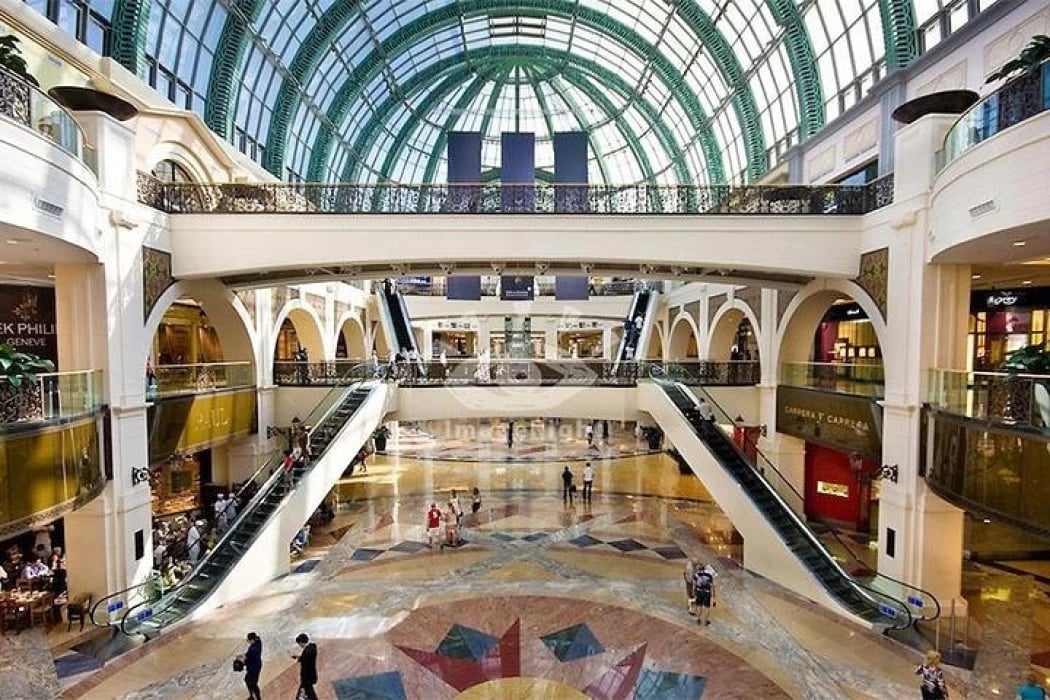 La Cite Shopping Mall - Gallery Photo 1