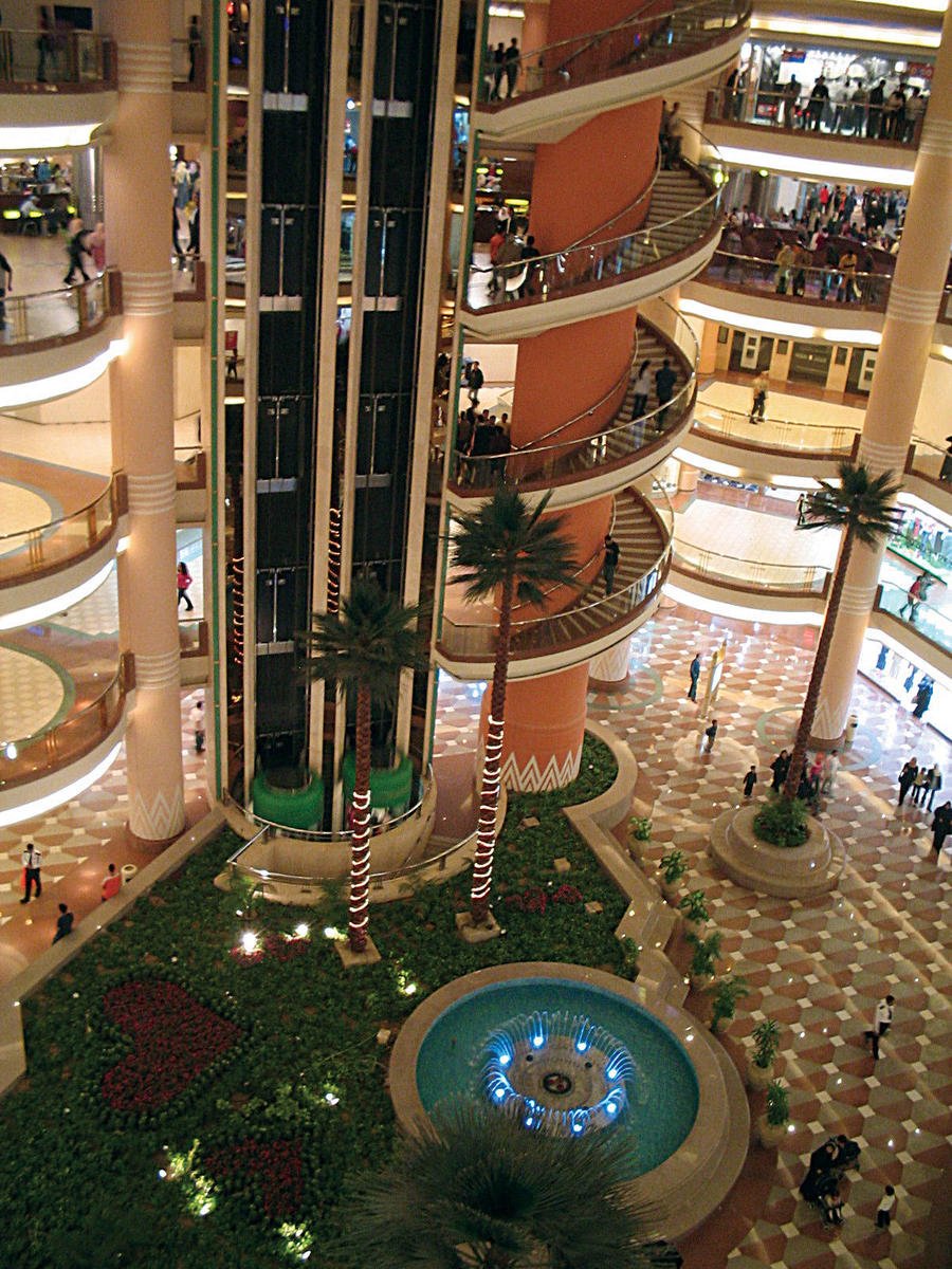 La Cite Shopping Mall - Gallery Photo 6