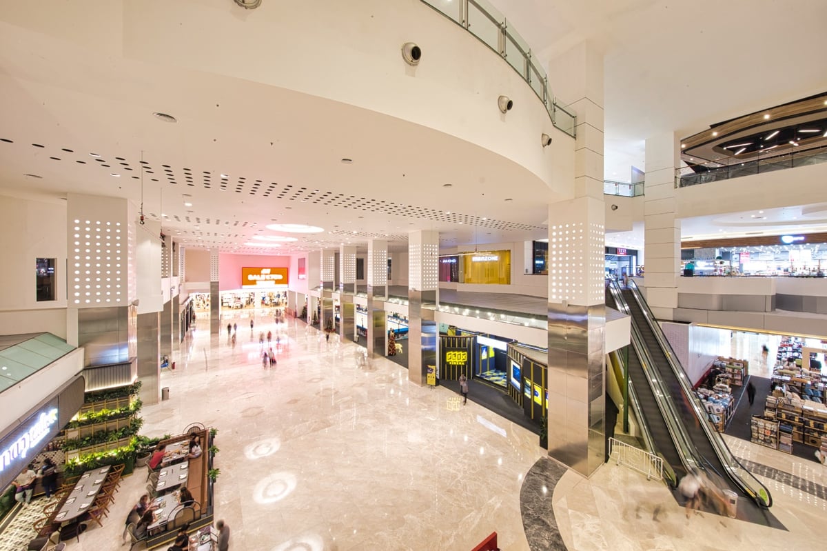 Cornerstone Plaza - Gallery Photo 10