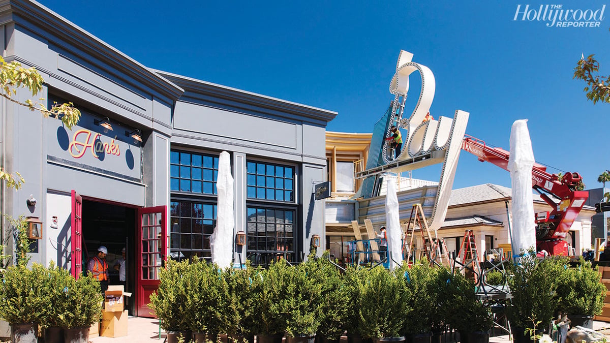 Oscar Mall - Gallery Photo 3