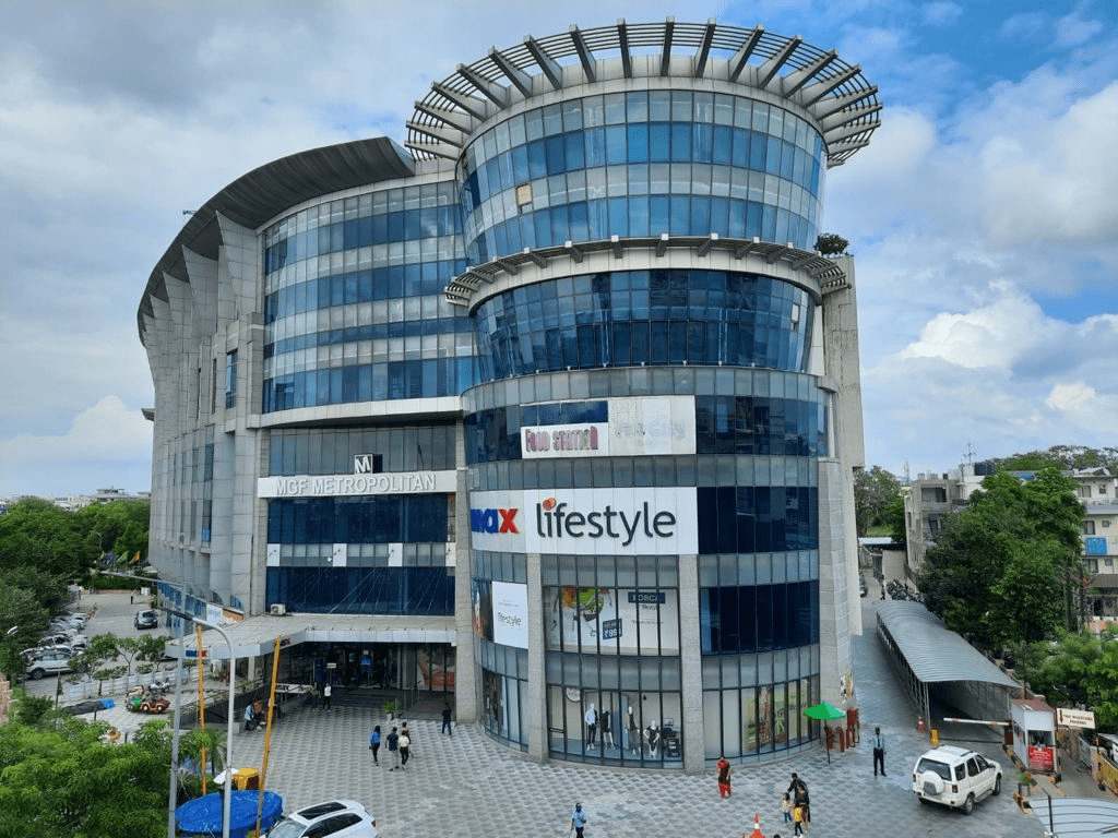 Essel Mall Vadodara - Gallery Photo 3