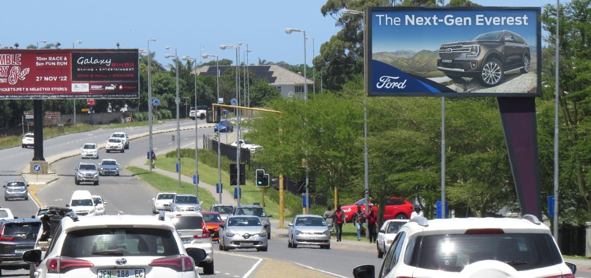 Beacon Bay Retail Park - Gallery Photo 2