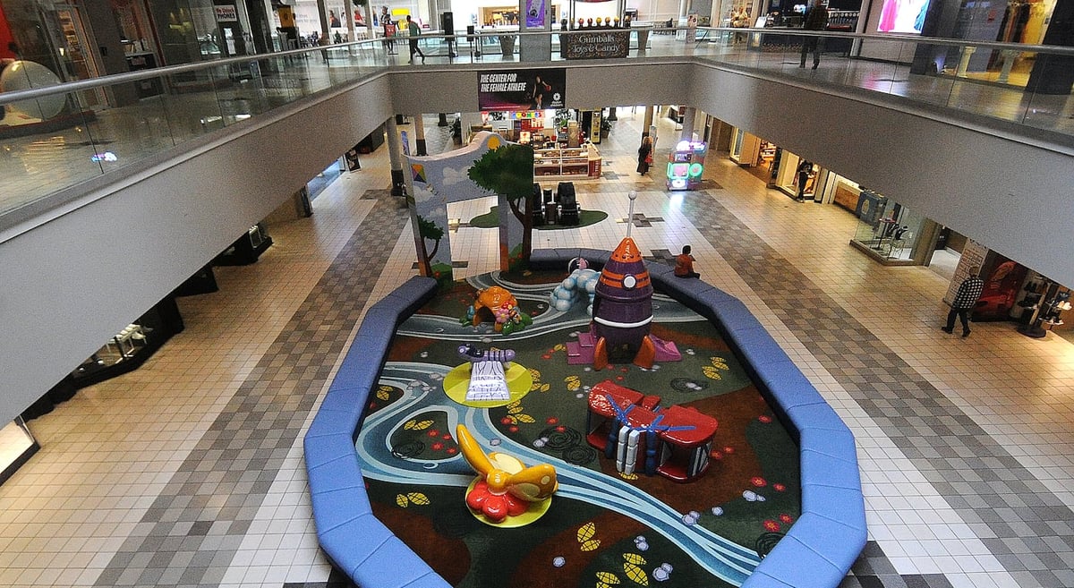 Oscar Mall - Gallery Photo 11