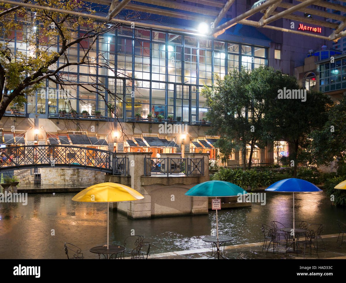 The Shops At Rivercenter - Gallery Photo 5