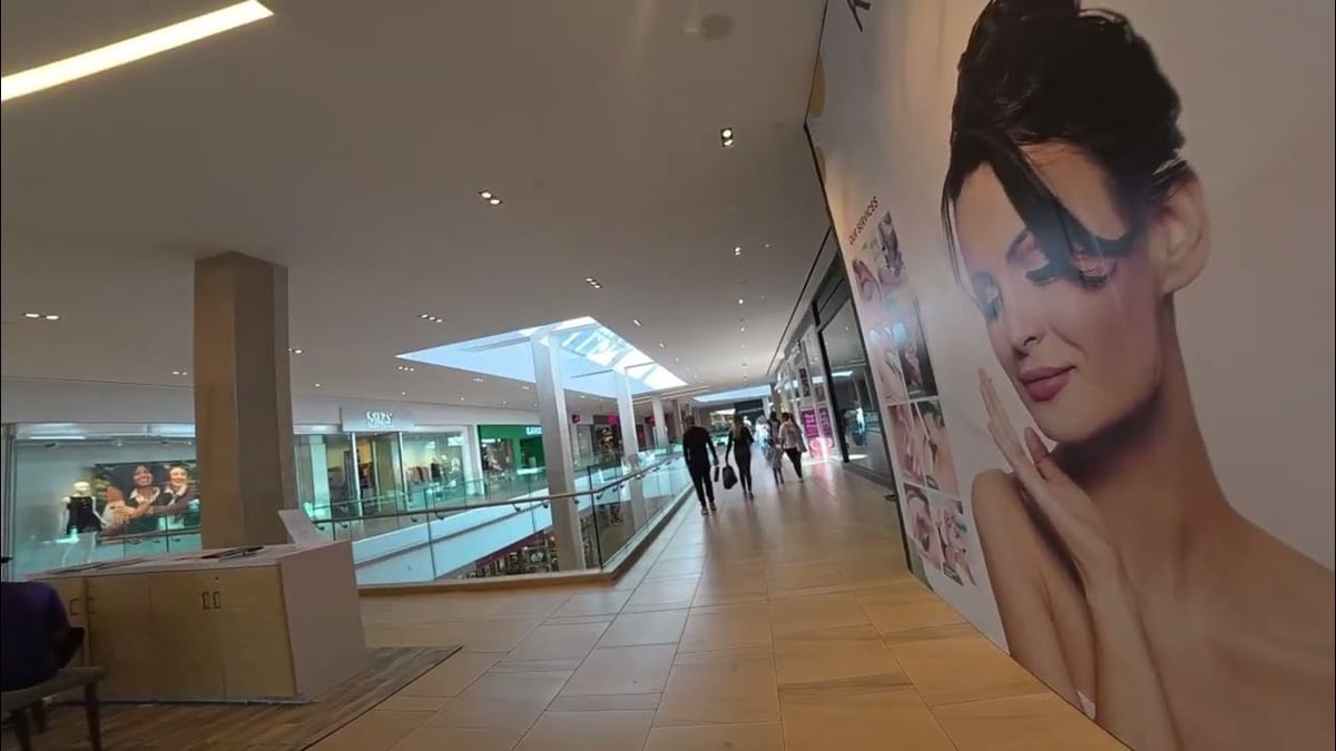 Cf Londonderry Mall - Gallery Photo 4
