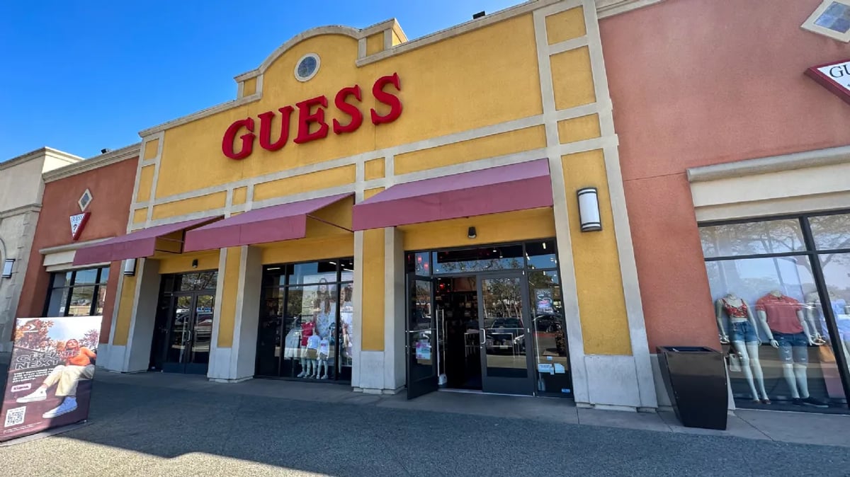Las Americas Premium Outlets - Gallery Photo 10