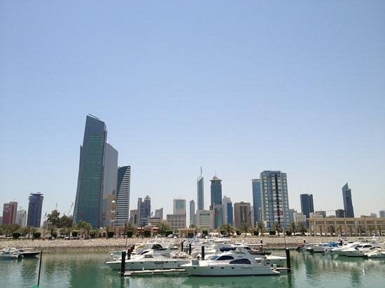 Souq Sharq Waterfront - Gallery Photo 3