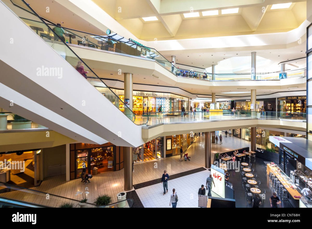 Beverly Center - Gallery Photo 3