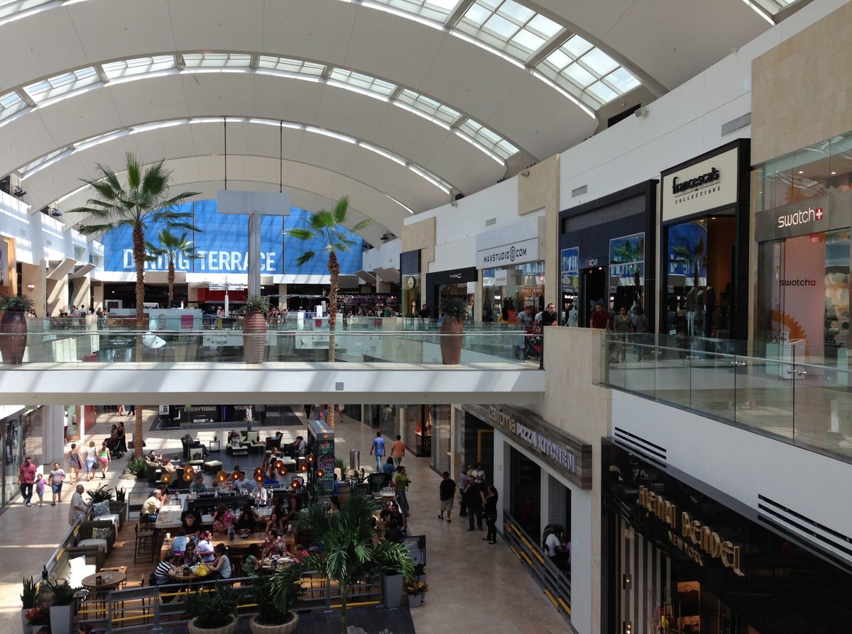 Westfield Topanga - Gallery Photo 6