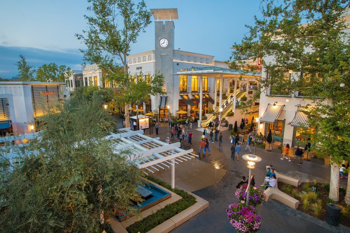 Westfield Topanga - Gallery Photo 8