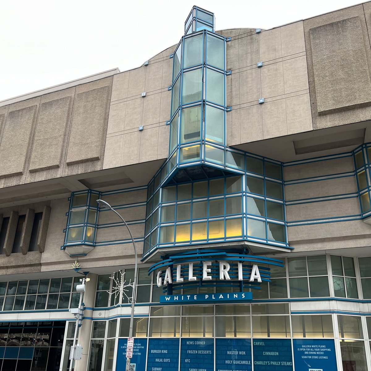 Galleria At White Plains - Gallery Photo 1