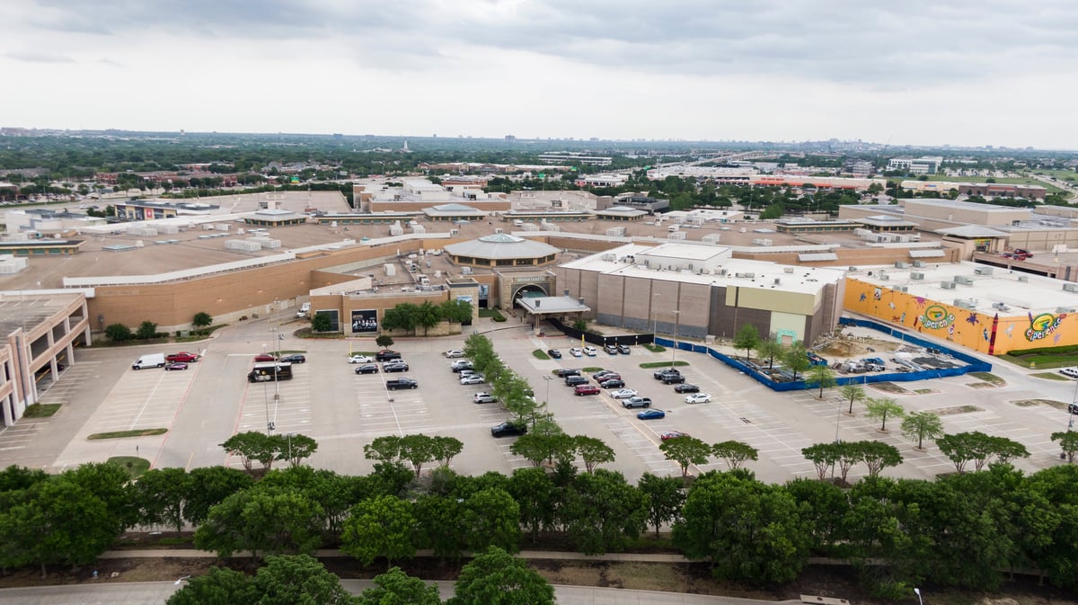The Shops At Willow Bend - Gallery Photo 6