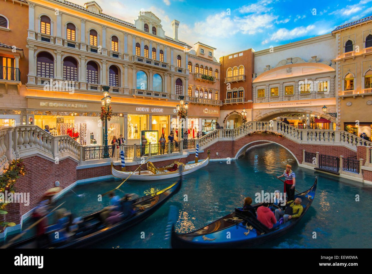 Grand Canal Shoppes - Gallery Photo 6