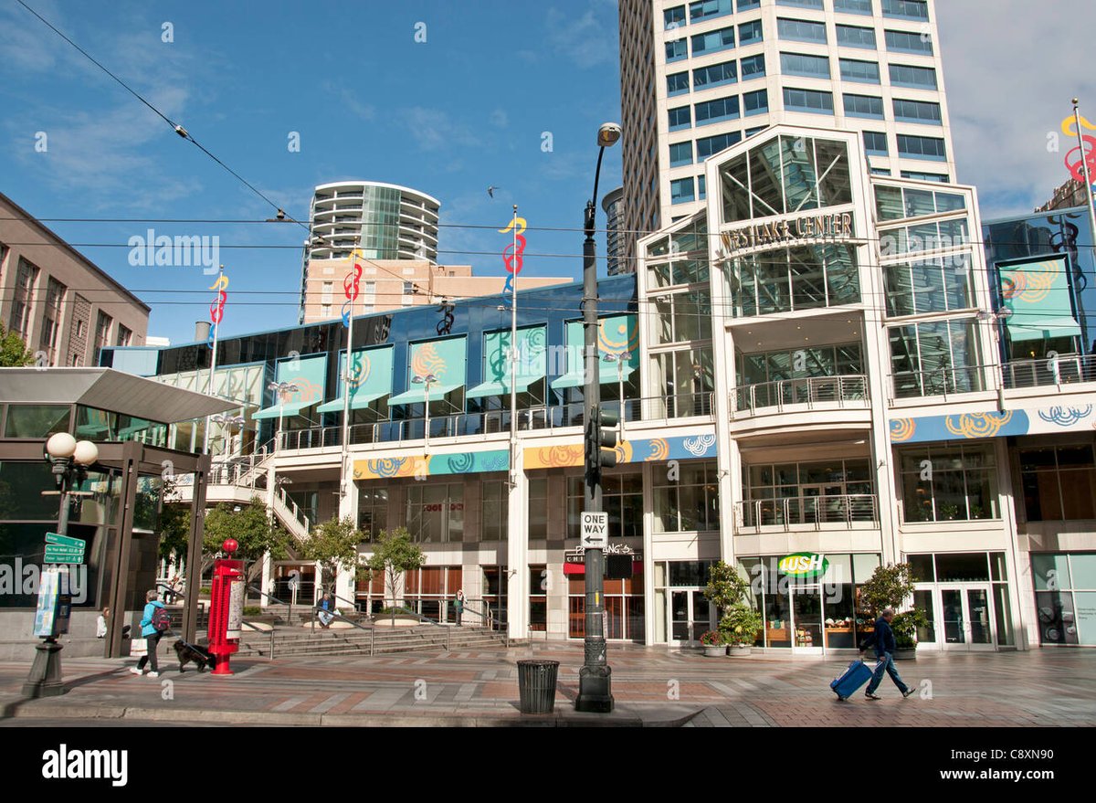 Westlake Shopping Center - Gallery Photo 4