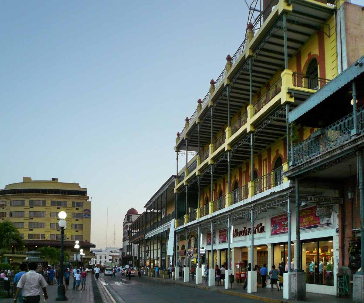 Plaza Las Américas Tampico - Gallery Photo 1