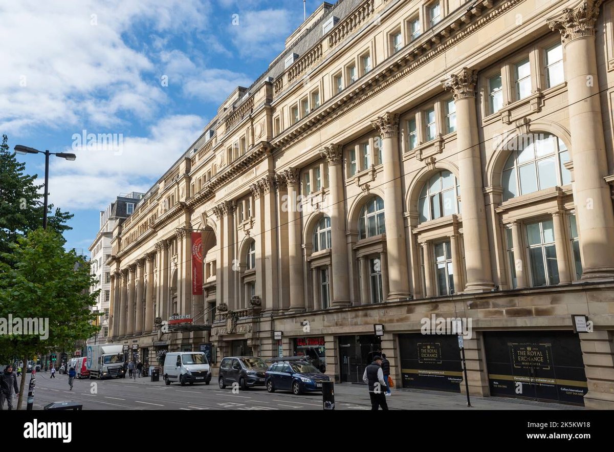 Royal Exchange Shopping Centre - Gallery Photo 3
