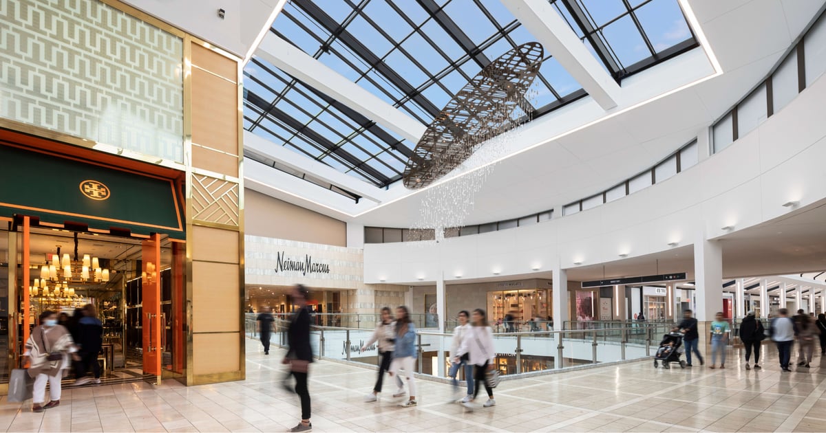 Westfield Garden State Plaza - Gallery Photo 11