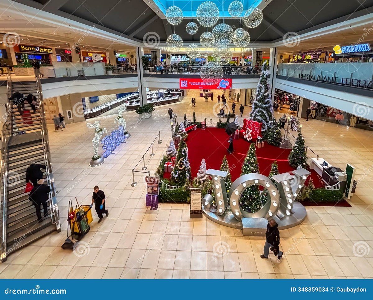 St. Laurent Centre - Gallery Photo 7