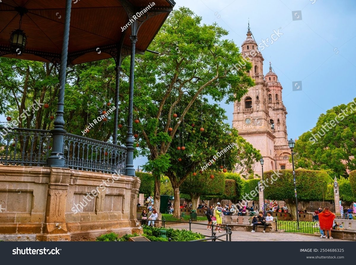 Plaza Morelia - Gallery Photo 3
