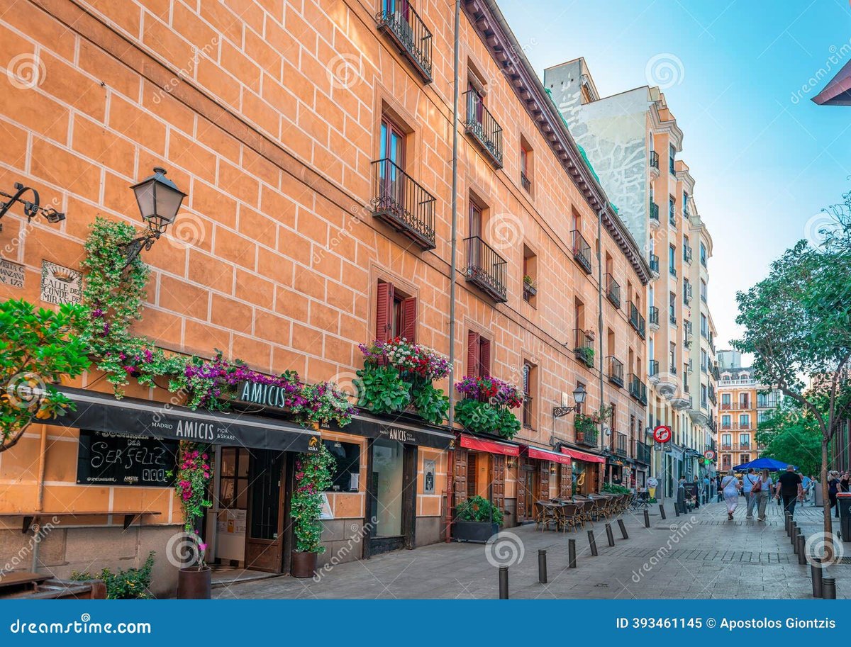Plaza Villa De Madrid - Gallery Photo 3