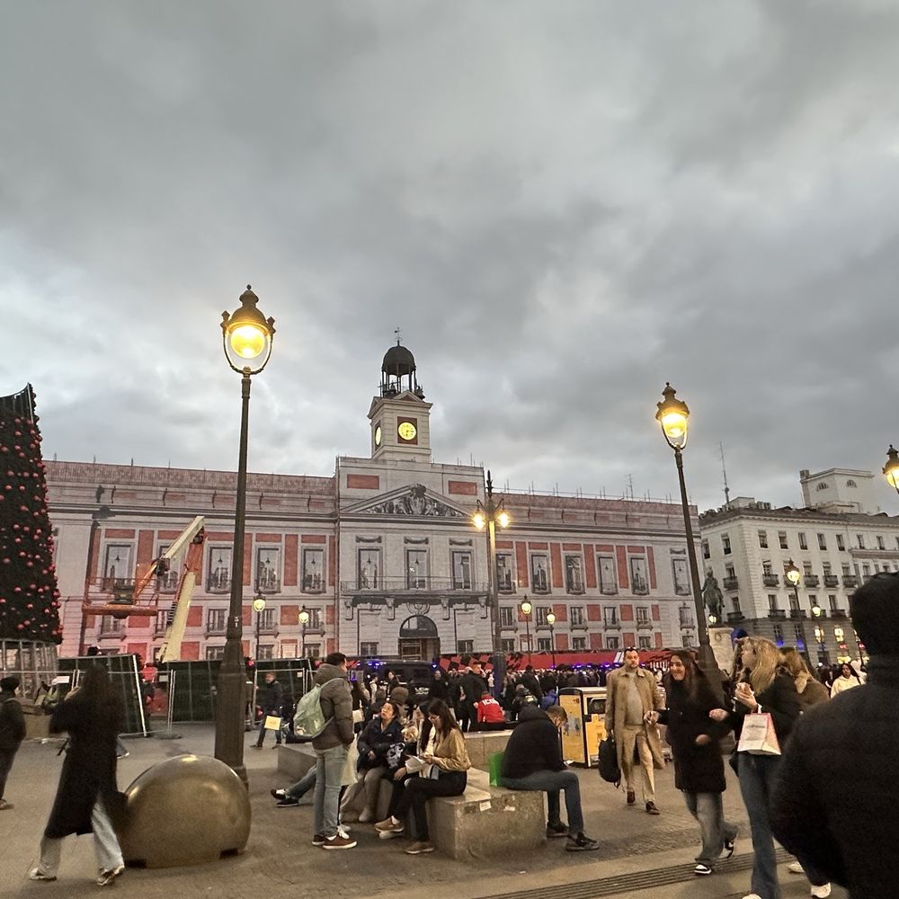 Plaza Villa De Madrid - Gallery Photo 6