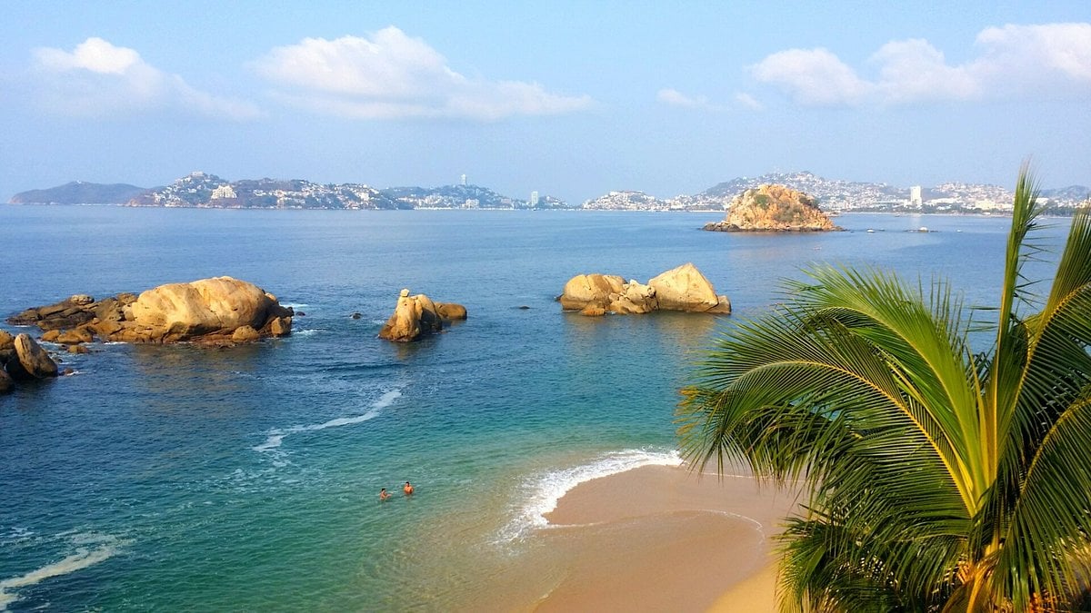 Plaza Bahía Acapulco - Gallery Photo 4