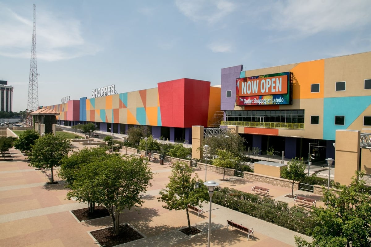 Plaza Sendero Nuevo Laredo - Gallery Photo 4