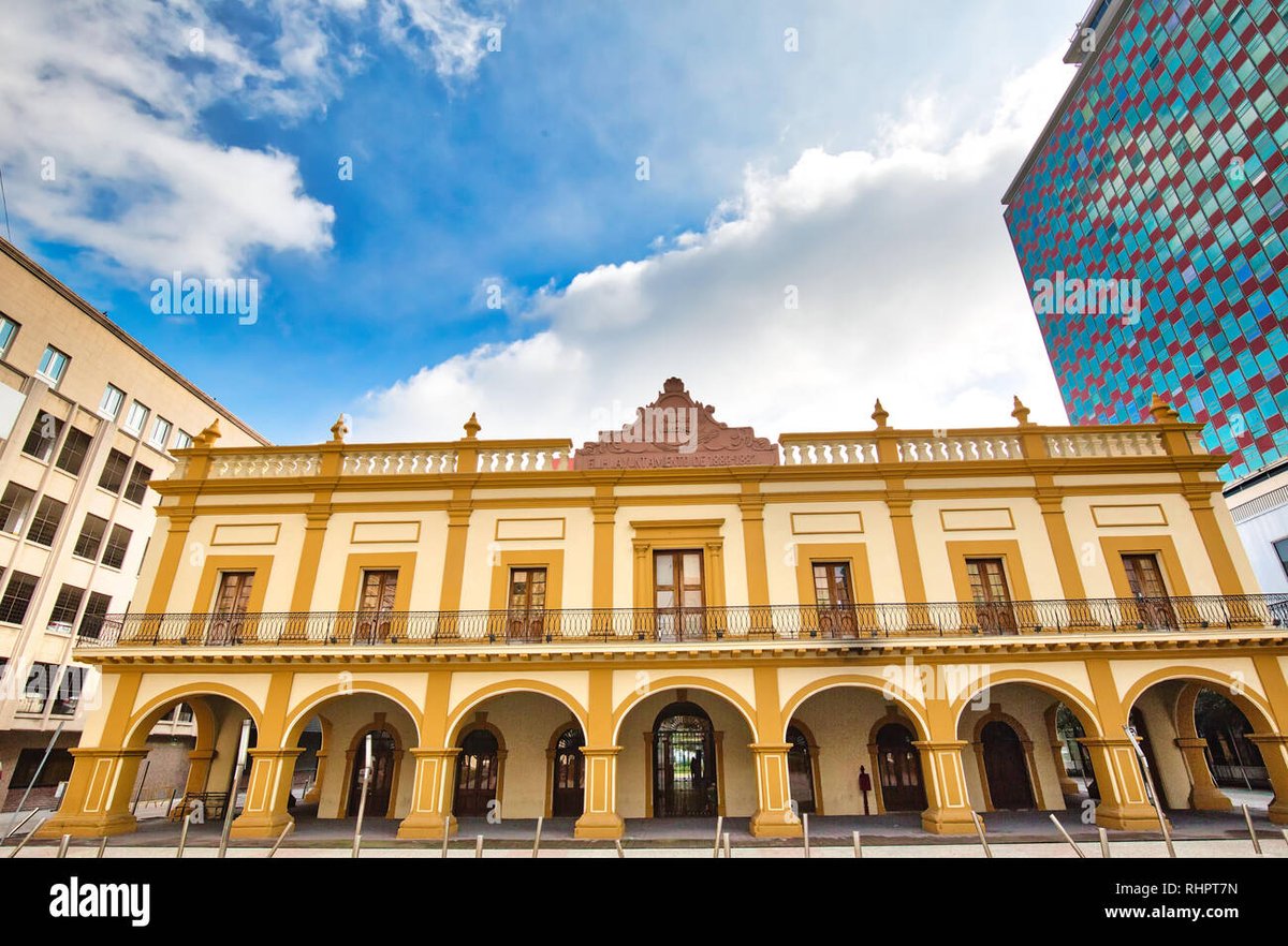 Plaza Universidad - Gallery Photo 6