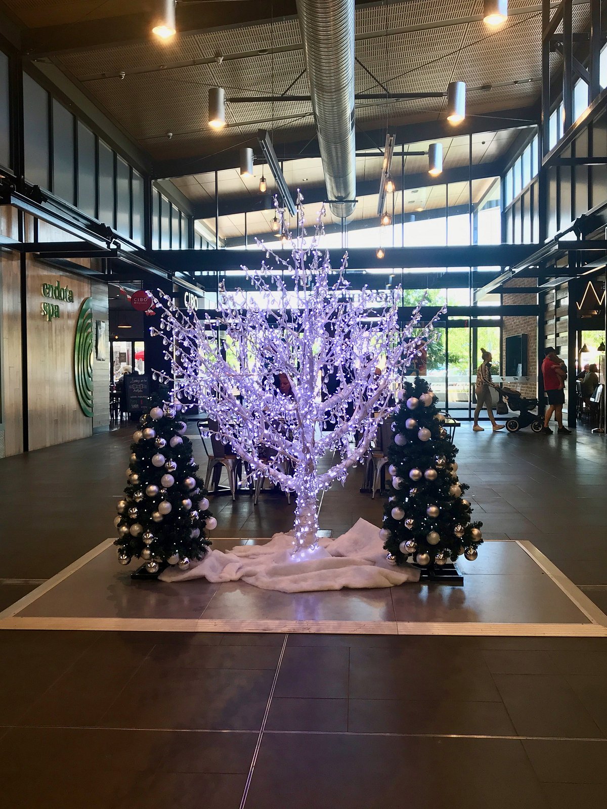 Colonnades Shopping Centre - Gallery Photo 9