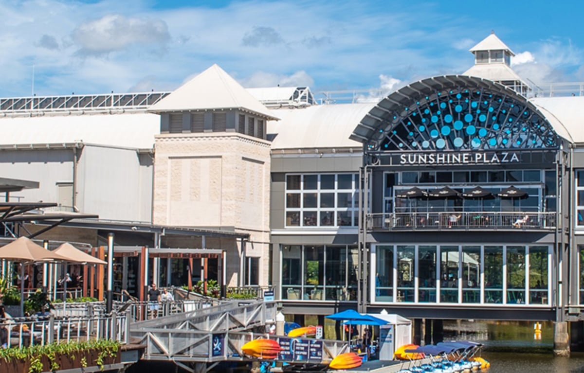 Sunshine Plaza - Gallery Photo 7
