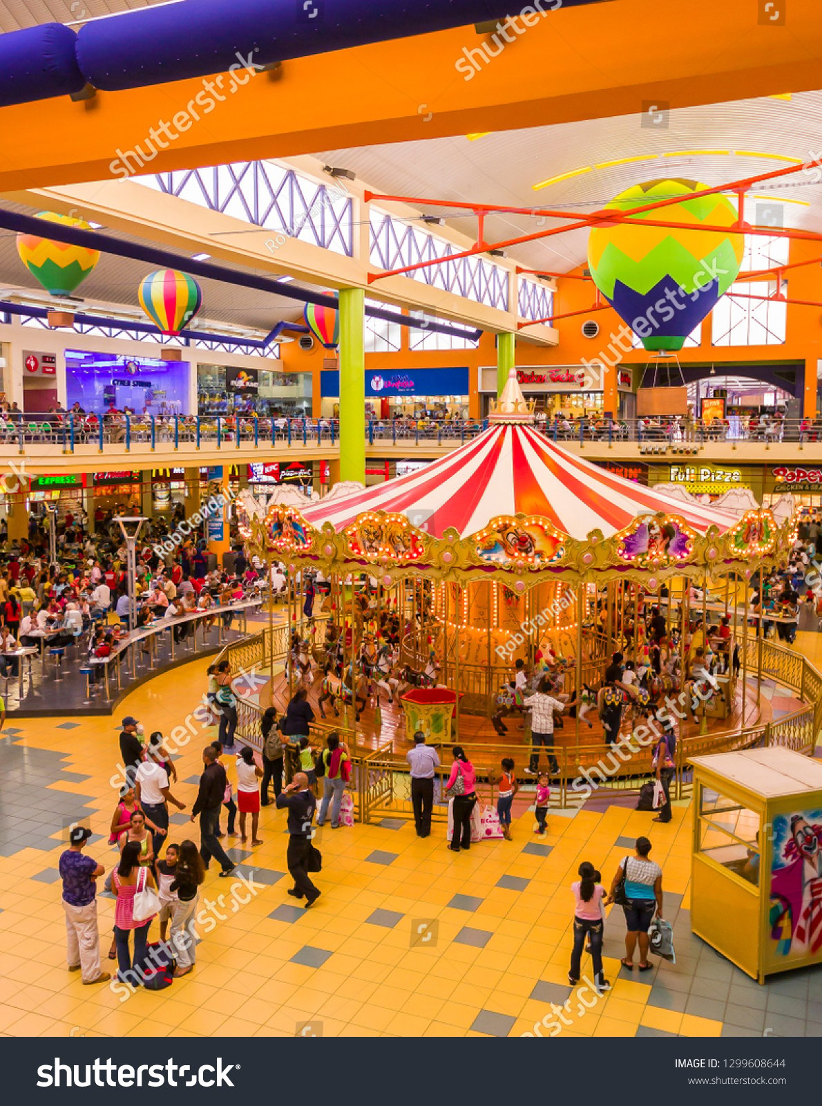 Metro Mall - Gallery Photo 5