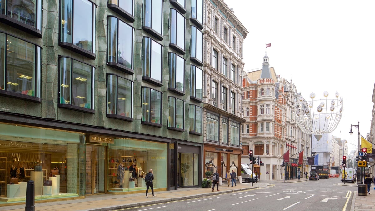 Bond Street - Gallery Photo 2