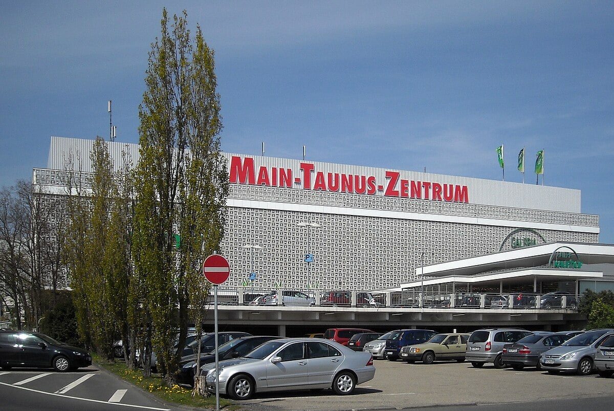 Main Taunus Zentrum - Gallery Photo 3