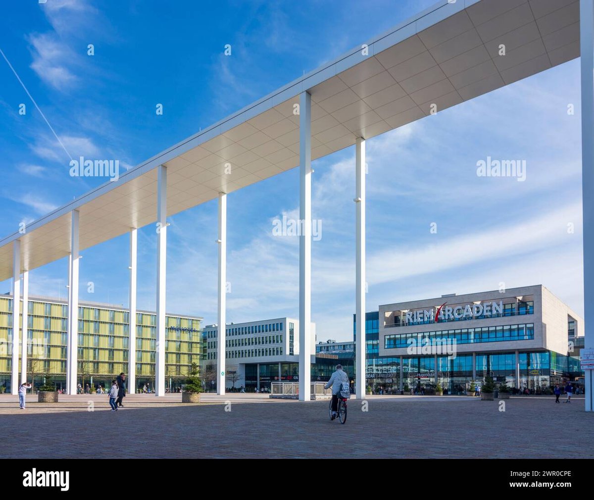 Riem Arcaden - Gallery Photo 2