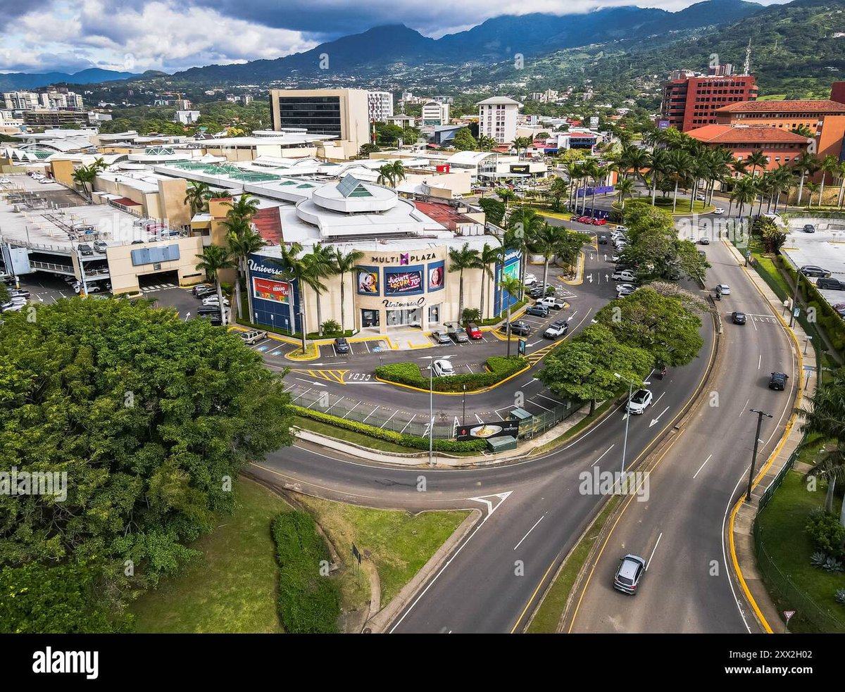 Avenida Escazú - Gallery Photo 1