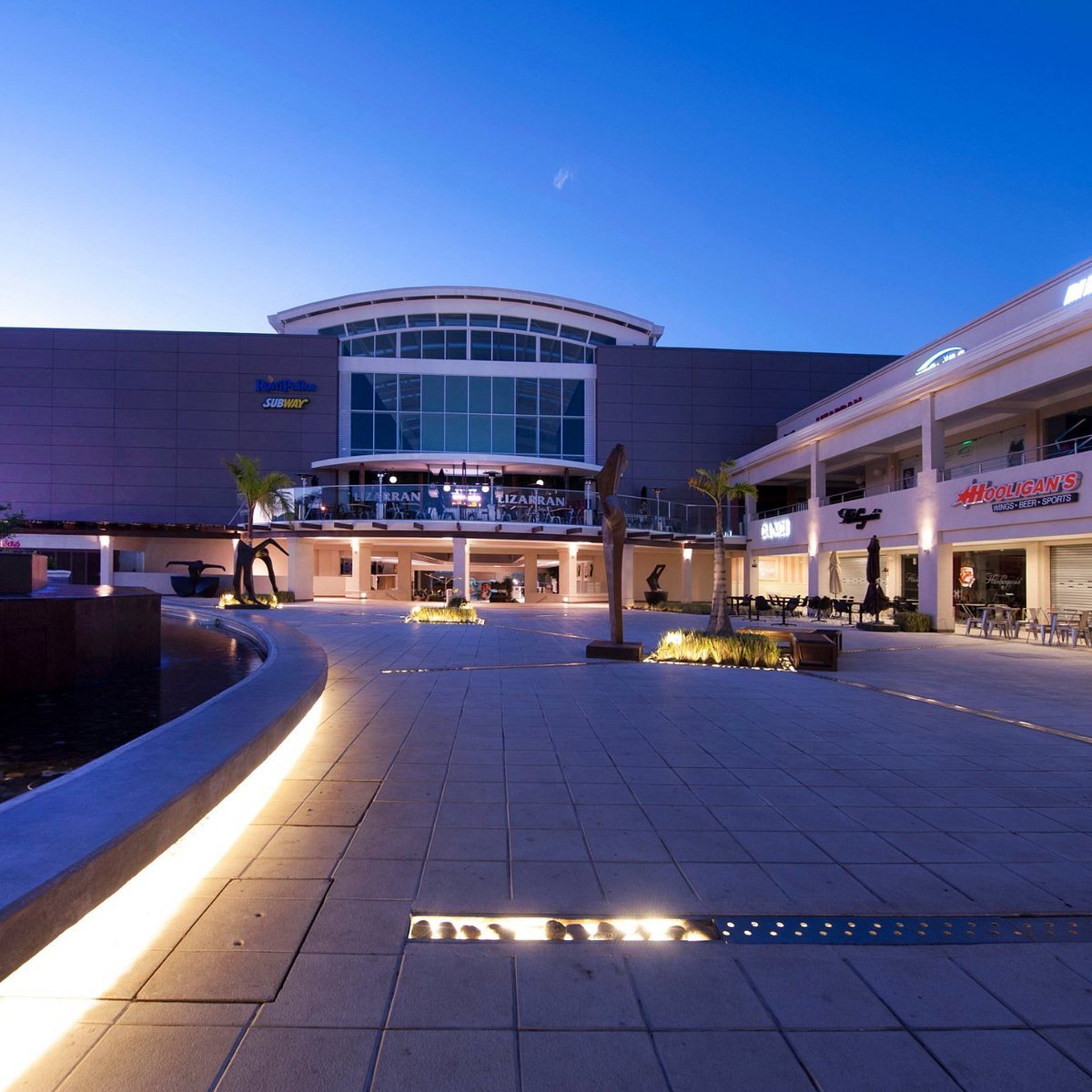Plaza Tropicana - Gallery Photo 3