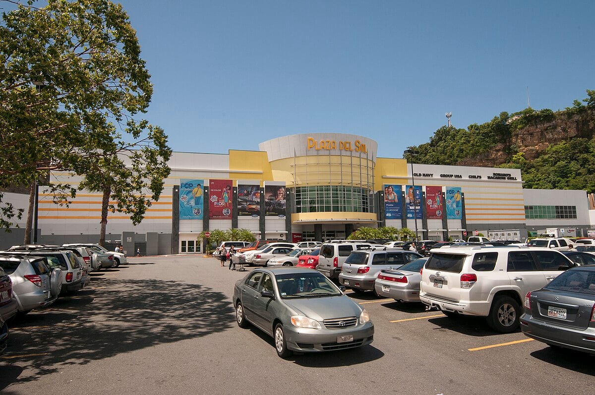 Plaza Del Sol - Gallery Photo 13