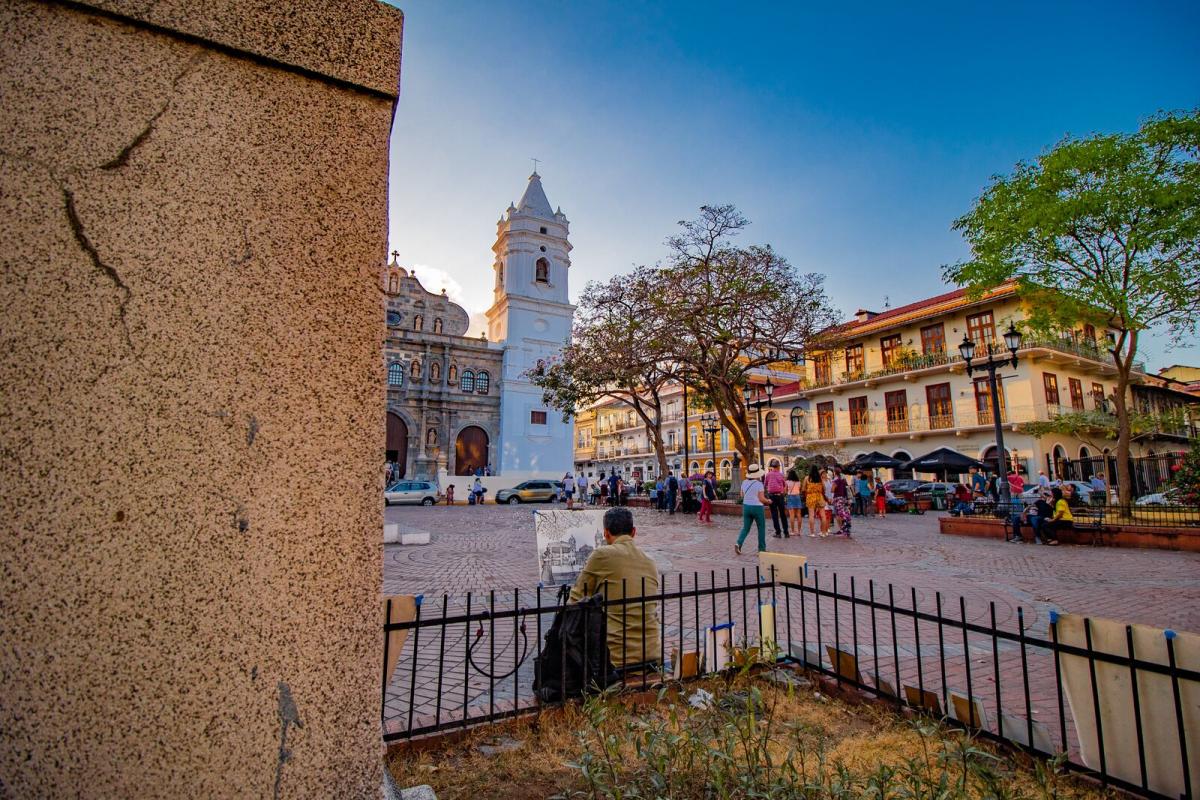 Plaza La Siesta - Gallery Photo 4