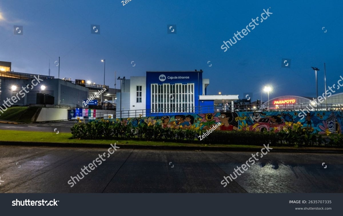 Plaza Del Parque - Gallery Photo 10
