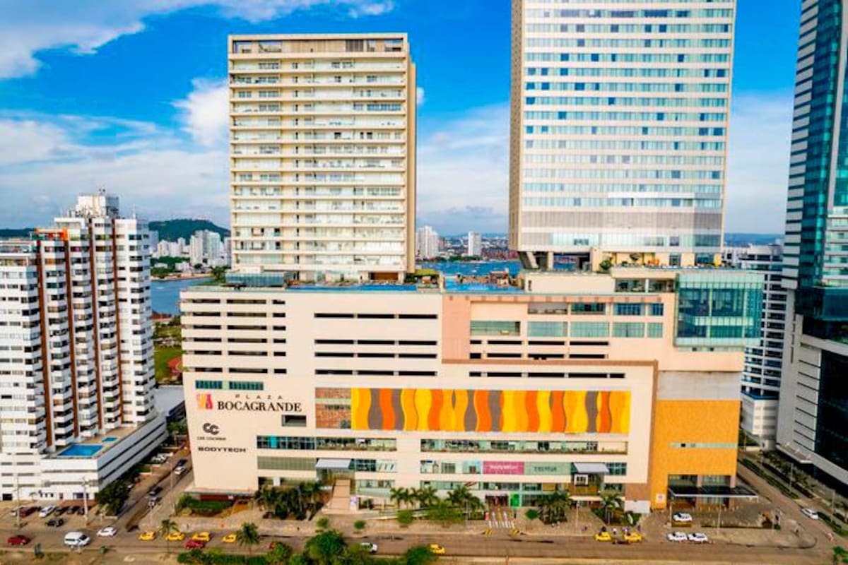 Centro Comercial Plaza Bocagrande - Gallery Photo 9