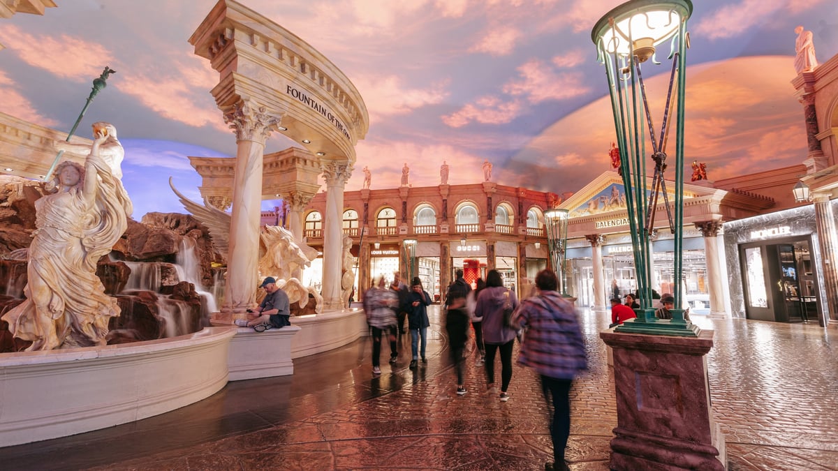 Town Square Las Vegas - Gallery Photo 7