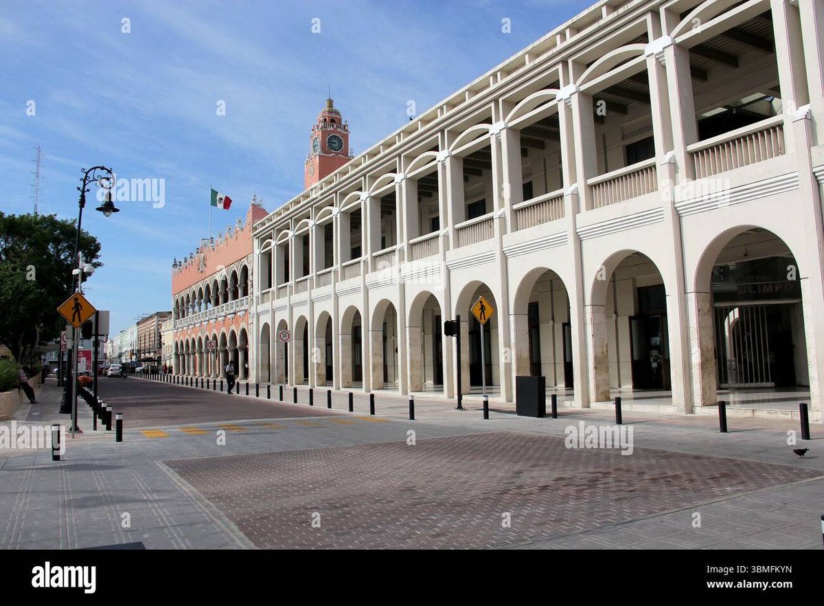 Plaza Town Square - Gallery Photo 4