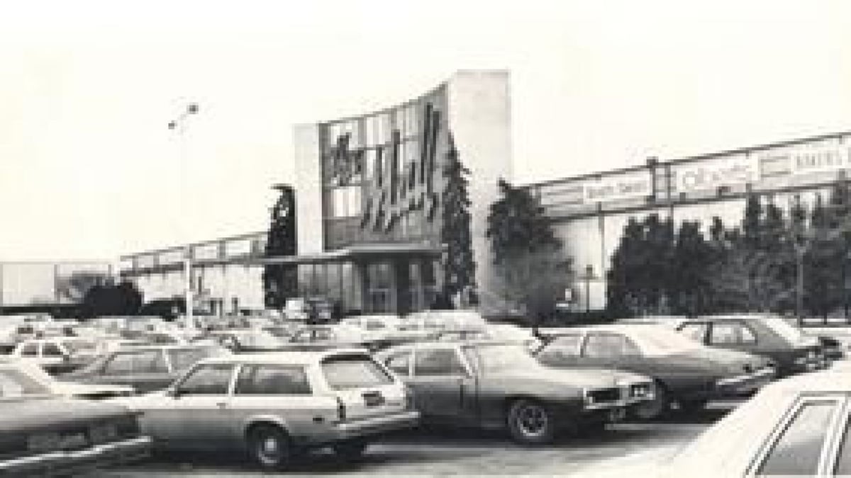 Summit Place Mall - Gallery Photo 1