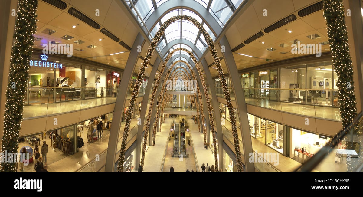 Bahnhof Altona Shopping Centre - Gallery Photo 6