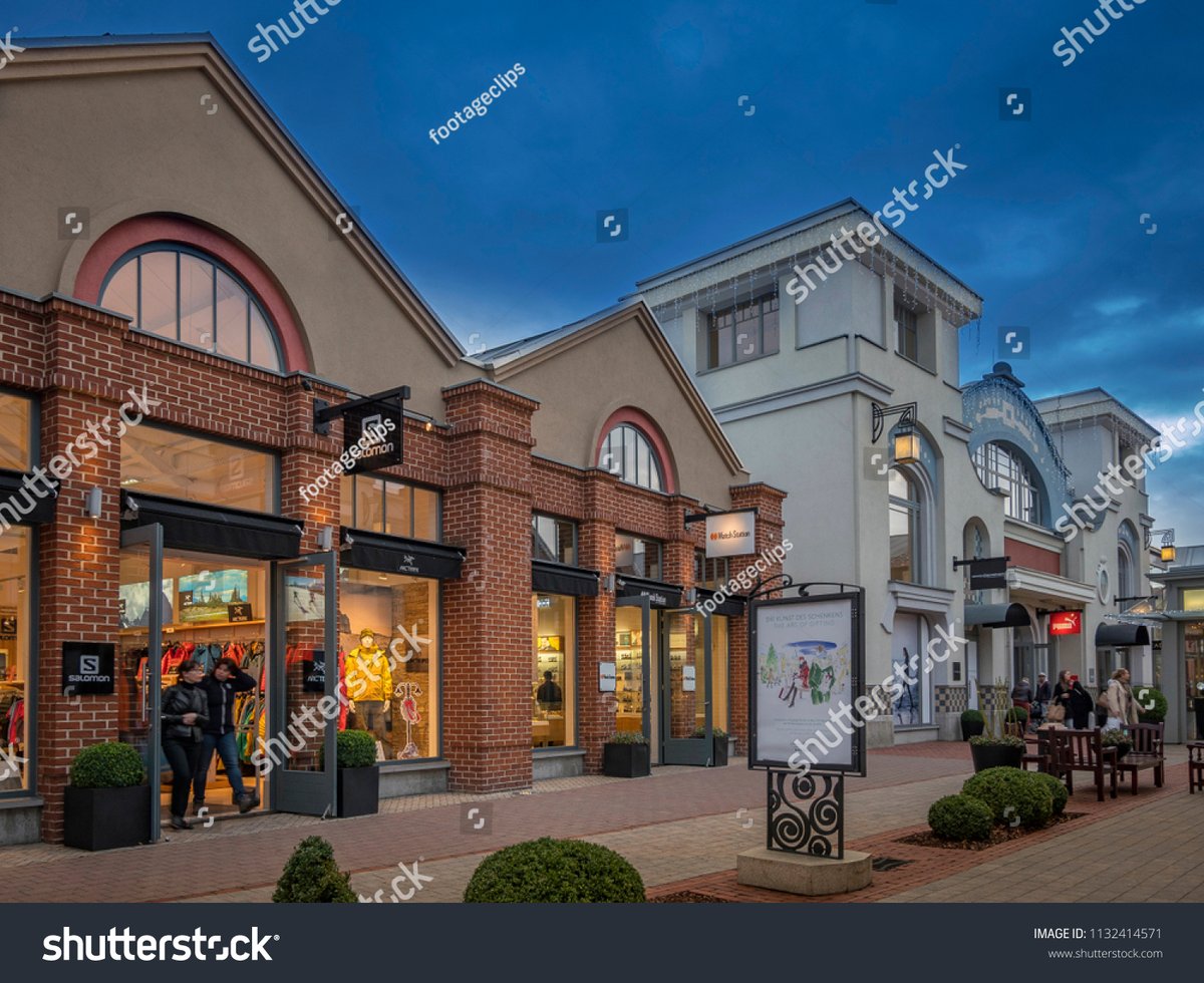 City Arcaden - Gallery Photo 1