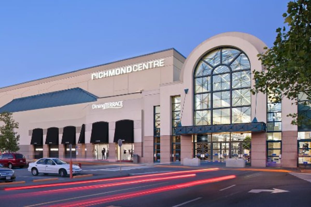 Cf Richmond Centre - Gallery Photo 11