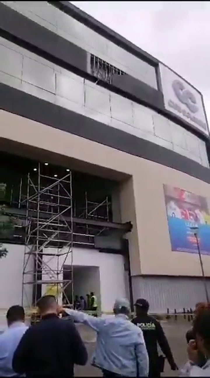 Centro Comercial Portal 80 - Gallery Photo 3