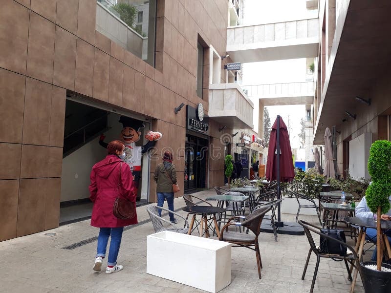 Benaknoun Shopping Center - Gallery Photo 2